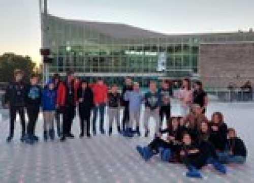 Fotografija 19 - Održana 'Šibenska zimska Olimpijada': Pet ekipa odmjerilo snage na ledu, Jurini Jazavci pobijedili