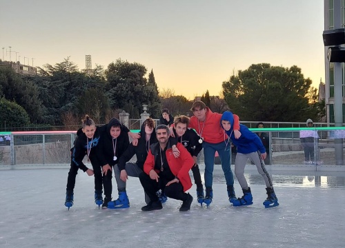 Fotografija 21 - Održana 'Šibenska zimska Olimpijada': Pet ekipa odmjerilo snage na ledu, Jurini Jazavci pobijedili