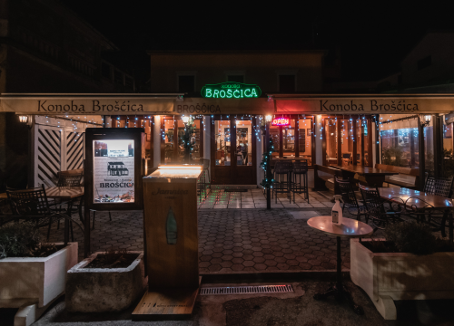 Fotografija 8 - Proslavite Valentinovo za pamćenje uz ukusnu spizu konobe Brošćica!