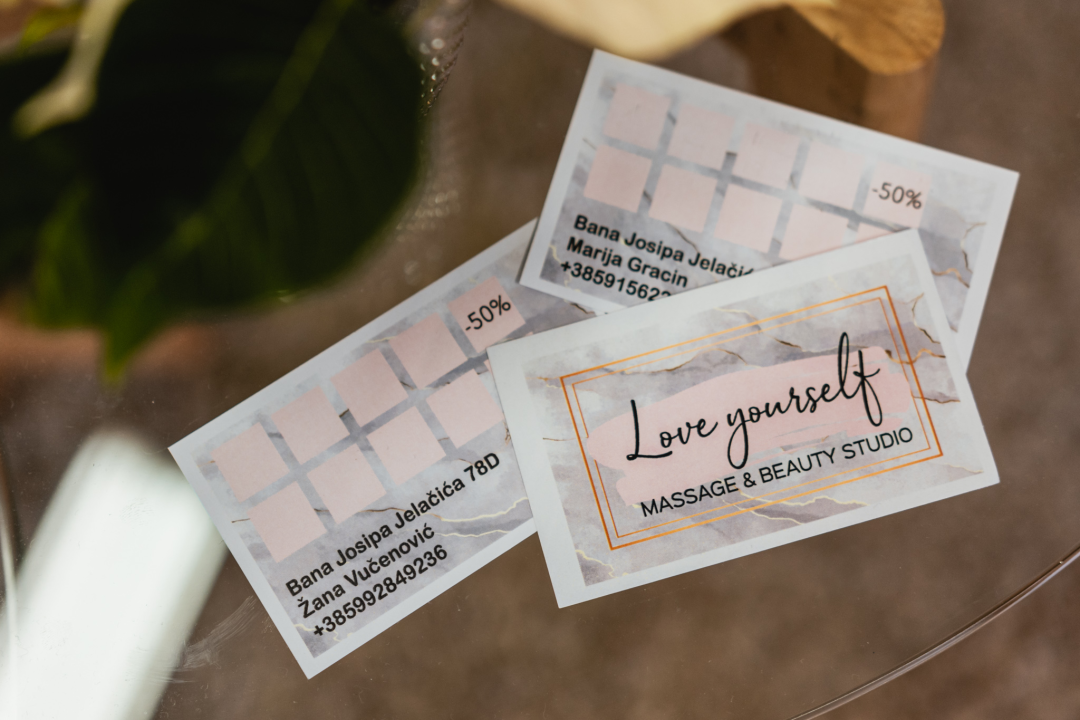 Poklonite sebi ili voljenoj osobi vrhunsku masažu u Love yourself studiju!