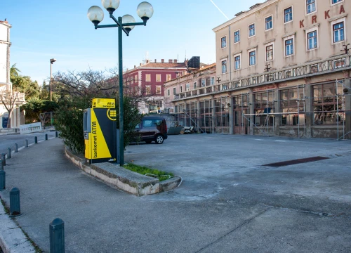 Uvođenje eura u Hrvatskoj će uništiti većinu mjenjačnica