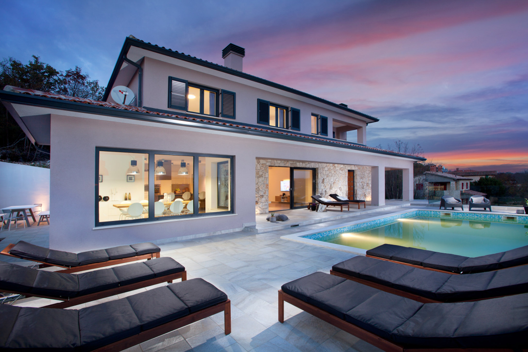 Oglasite svoje kuće za odmor na webu Adriatic Luxury Villas i ostvarite odličnu sezonu!