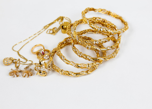 Založite zlato i brzo dođite do potrebne gotovine!