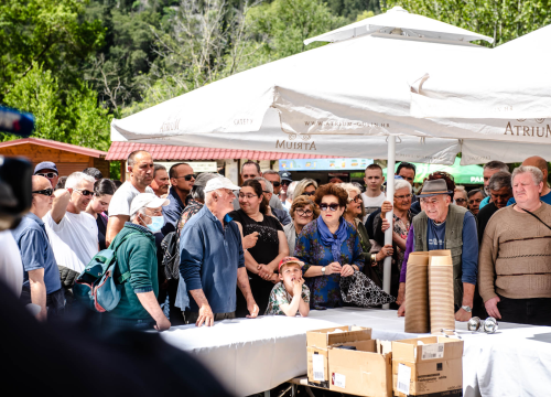 Fotografija 9 - Tradicionalna proslava Praznika rada vratila se u NP Krka: 'Ako planiramo graditi društvo jednakih, moramo cijeniti svačiji posao'