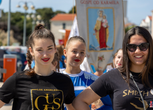 Fotografija 5 - Procesijom kroz mjesto Vodičani obilježili Dan grada i blagdan Našašća sv. Križa