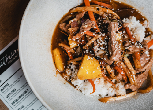 Otkrijte nenadmašne okuse tacosa i woka iz Victorije!