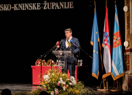 Fotografija 6 - Dodijeljene nagrade zaslužnima, predsjednik Milanović poručio: 'Ovo je županija kvalitetnog života i pametnih ljudi'