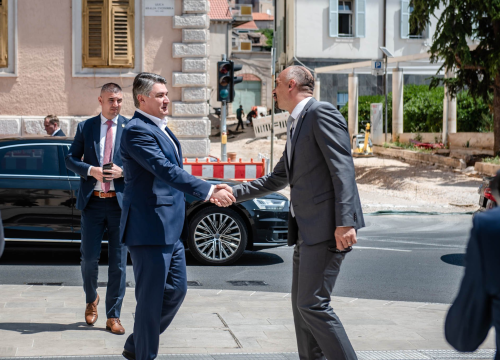 Fotografija 24 - Dodijeljene nagrade zaslužnima, predsjednik Milanović poručio: 'Ovo je županija kvalitetnog života i pametnih ljudi'