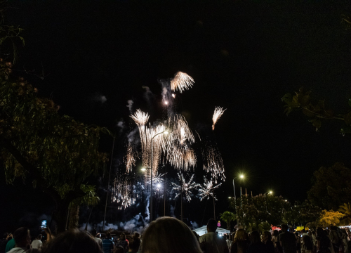 Fotografija 4 - Spektakularan vatromet uveo Šibenčane u najluđu ljetnu noć: Pogledajte kako je bilo