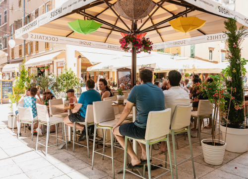 Fotografija 2 - Provedite ljetne večeri u Fresh&Hashu uz vrhunske koktele i poseban sushi!