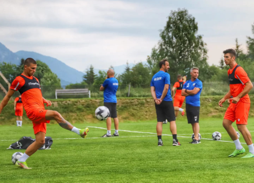 Fotografija 6 - Nogometaši Šibenika odrađuju prve treninge u Sloveniji, potpisan novi sponzorski ugovor