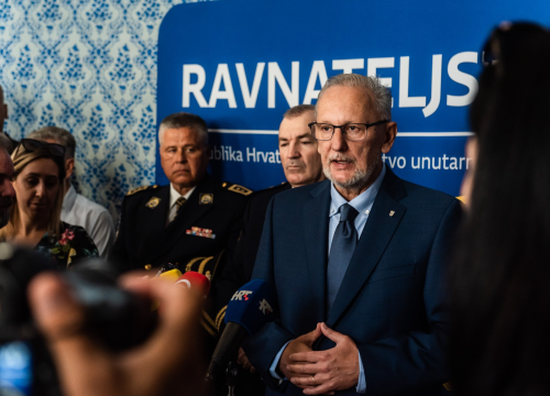 Fotografija 3 - Svečano otvoren projekt 'Sigurna turistička destinacija 2022.': 'Povećanjem sigurnosti turisti se osjećaju opuštenije'