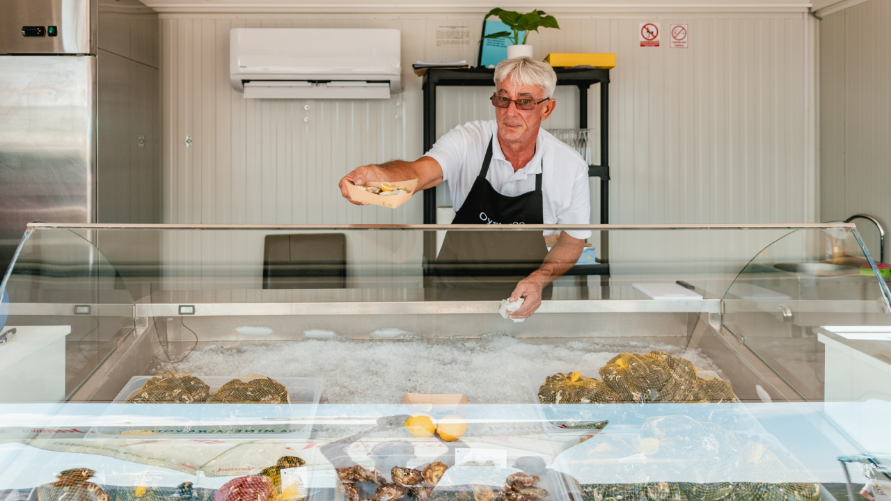 Posjetite novootvorenu kušaonicu školjaka i vina Oyster22!