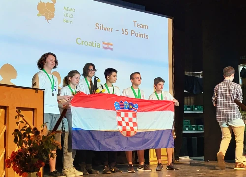 Hrvatski srednjoškolaci na Srednjoeuropskoj matematičkoj olimpijadi osvojili pet medalja