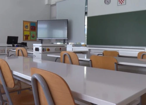 Sve manje superodlikaša, a više đaka koji su pali razred