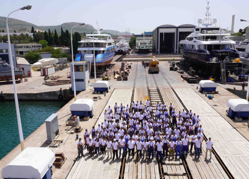 Iskra brodogradilište poklanja drva za ogrjev!