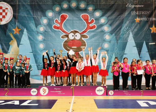 Fotografija 12 - Sjajan debitantski nastup za mažoretkinje Grada Šibenika: Kući se vratile s dva prva i jednim drugim mjestom
