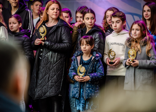 Fotografija 2 - Toni Slavica i Nives Radić, vaterpolisti Solarisa i vaterpolistice Viktorije ovogodišnji su laureati