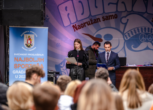 Fotografija 4 - Toni Slavica i Nives Radić, vaterpolisti Solarisa i vaterpolistice Viktorije ovogodišnji su laureati