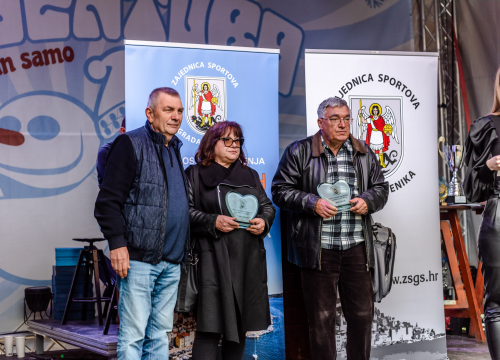 Fotografija 32 - Toni Slavica i Nives Radić, vaterpolisti Solarisa i vaterpolistice Viktorije ovogodišnji su laureati