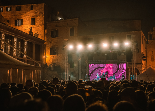 Fotografija 34 - Šibenčane u 2023. uveli Ida Prester, bend Lollobrigida i svjetska glazbena ikona Róisín Murphy