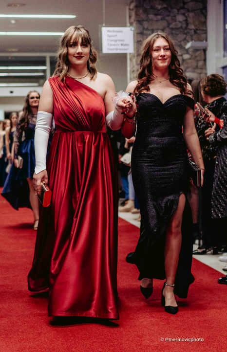 Zavirite na blještavi maturalni ples Turističko-ugostiteljske škole Šibenik (2)