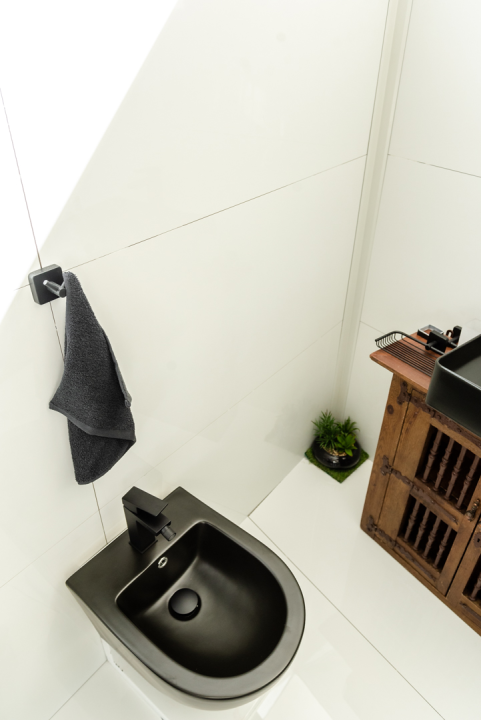 Artemis nudi popust od 20 posto na vrhunski asortiman keramike i sanitarija!