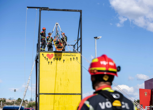 U Vodicama predstavljeni rezultati projekta FIRESPILL: 'Kroz simulator plamenih udara u mjesec dana prošlo 220 vatrogasaca'