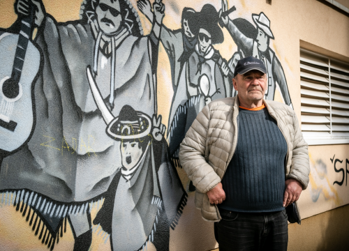 Fotografija 2 - Najvjerniji i najluđi navijači Bebi, Laki i Pele; zbog njih sljedeći tjedan Šibenski funcuti slave 40. rođendan