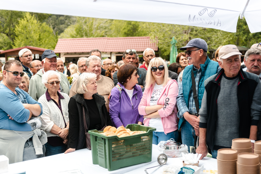 Uz podjelu graha u NP Krka tradicionalno obilježen Praznik rada: 'Sve što imamo stvorili smo svojim radom'