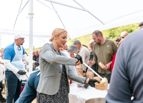 Fotografija 20 - Uz podjelu graha u NP Krka tradicionalno obilježen Praznik rada: 'Sve što imamo stvorili smo svojim radom'