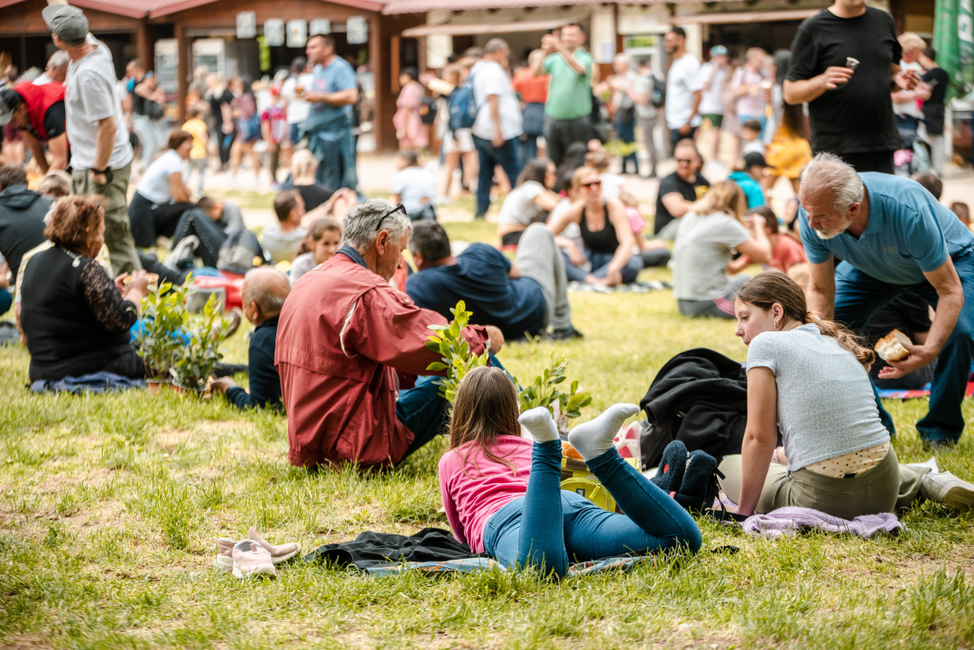 Uz podjelu graha u NP Krka tradicionalno obilježen Praznik rada: 'Sve što imamo stvorili smo svojim radom'