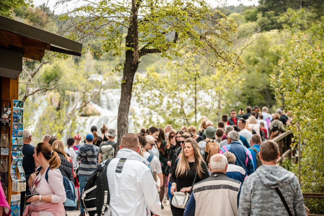 Uz podjelu graha u NP Krka tradicionalno obilježen Praznik rada: 'Sve što imamo stvorili smo svojim radom'