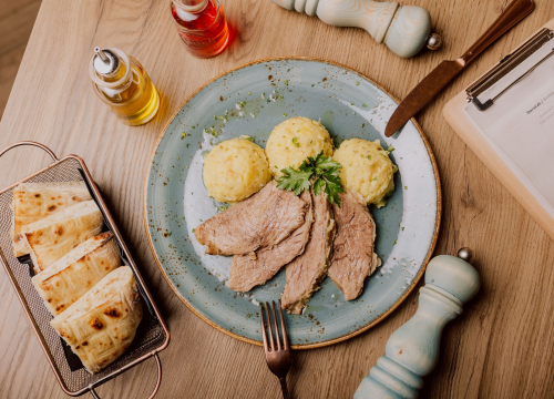 Fotografija 20 - Isprobajte nenadmašne mesne plate u bistrou 'Kod starog'!