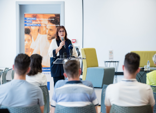 Dubravka Šuica u Šibeniku: 'Želimo širokopojasnim internetom i 5G mrežom pokriti svako selo u EU'