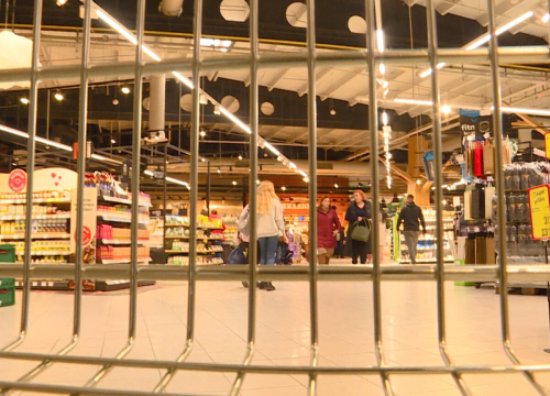 Nakon 25 godina: Trgovina ima više zaposlenih od prerađivačke industrije