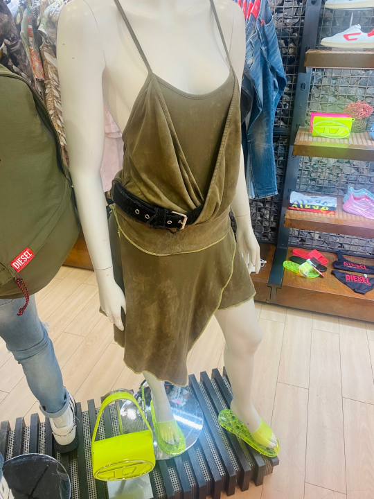 Fashion Box nudi najtrendi komade poznatih brendova Replay i Diesel!