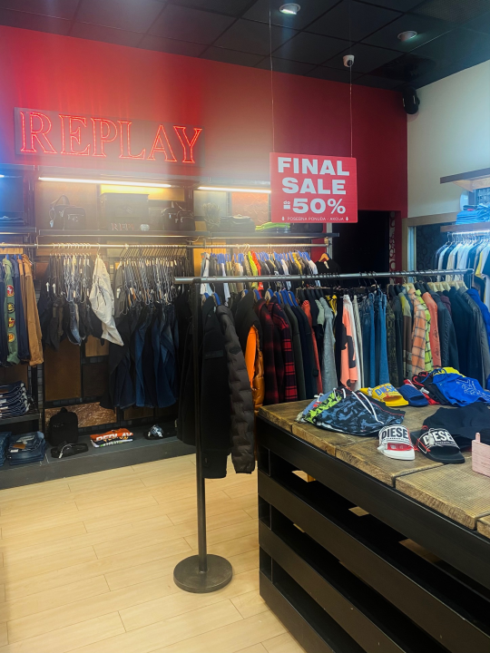 Fashion Box nudi najtrendi komade poznatih brendova Replay i Diesel!