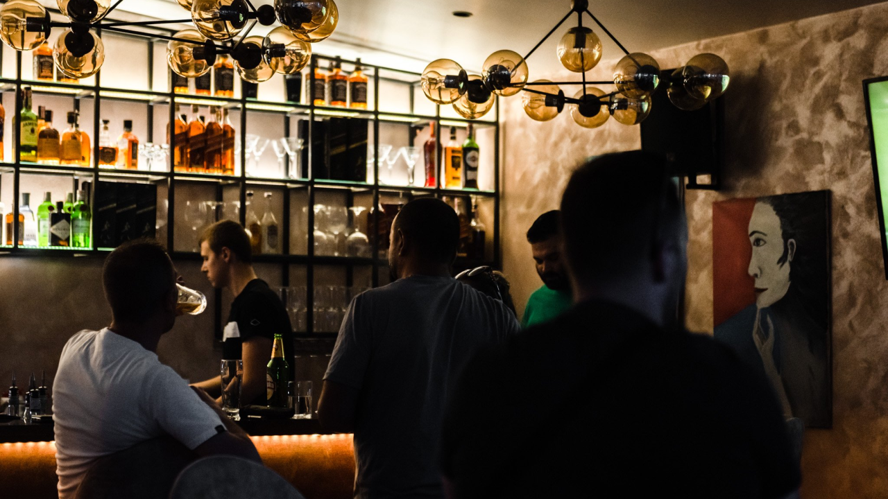 Petak rezervirajte za večer akustičnih nota u Maestro Food&Baru!