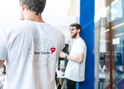 Fotografija 18 - U Šibeniku održana LG-eva kampanja 'Lijepa gesta uz vas od mjesta do mjesta!'