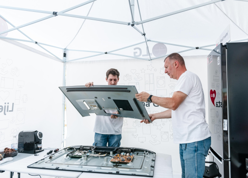 Fotografija 21 - U Šibeniku održana LG-eva kampanja 'Lijepa gesta uz vas od mjesta do mjesta!'