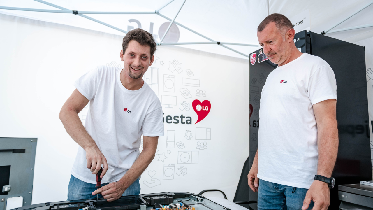 U Šibeniku održana LG-eva kampanja 'Lijepa gesta uz vas od mjesta do mjesta!'