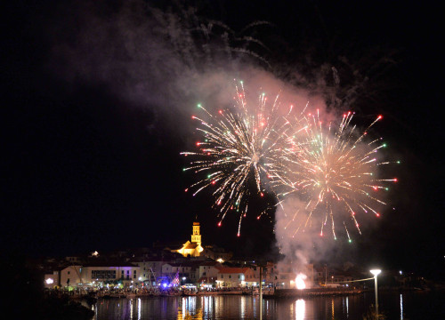 Fotografija 11 - Ne propustite feštu u Betini: Regata Dlan & veslo pa vrhunski koncerti i vatromet!
