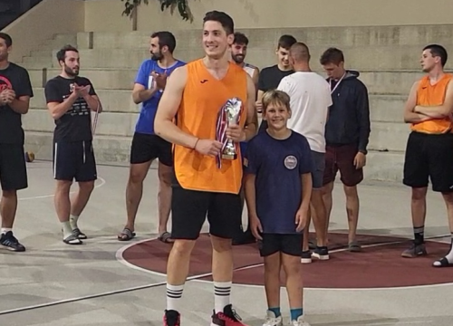 Fotografija 3 - 'Antimarkuni' pobjednici Streetballa u Jezerima