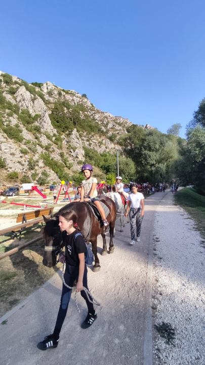 Gracija je kostimografkinja koja se iz Zagreba vratila u Zagoru i danas se bavi uzgojem konja