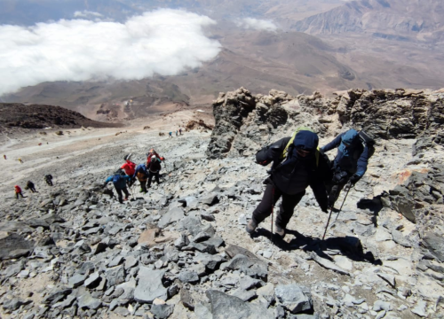 Fotografija 49 - Petnaest planinara iz Šibenika krenulo u osvajanje najvećeg vrha u Iranu: Njih devetero je uspjelo!