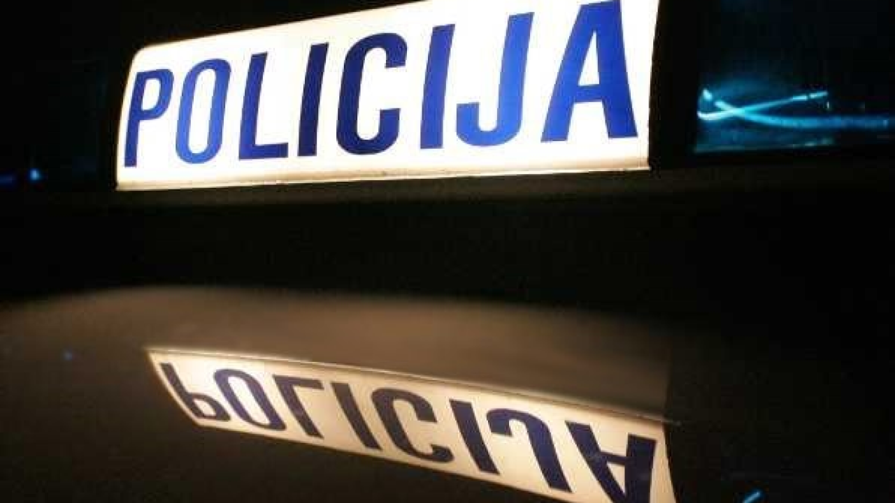 Muškarac (60) u gluho doba noći vozio pijan po Vodicama. Ostao bez vozačke