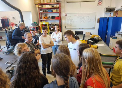 Fotografija 7 - 'Dan otvorenih vrata' u Industrijsko-obrtničkoj školi: 'Učenici mogu vidjeti kako se radi u našim radionicama'