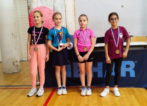 Fotografija 3 - Odličan uspjeh mladih stolnoteniskih nada iz STK Šibenik na Pagu