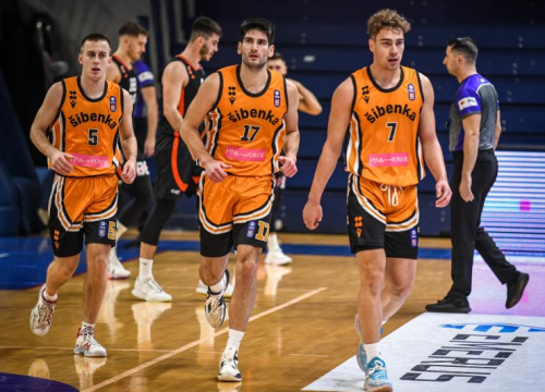 Fotografija 6 - Šibenka svladala Cedevitu Junior: Igra u transu na početku drugog poluvremena započela preokret